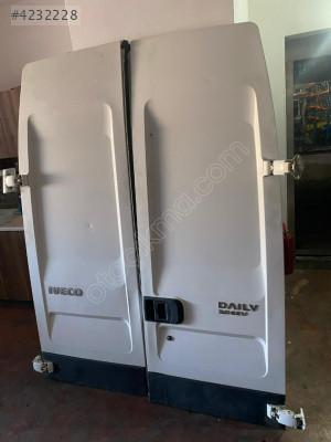 Iveco Daily 2007-2014 Arka Kapılar
