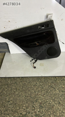 GOLF 4 99-04 ÇIKMA KAPI DÖŞEMESİ - SOL ARKA -  1J4868115