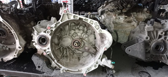 HYUNDAİ ELANTRA 1.6 MANUEL ŞANZIMAN