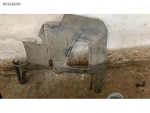 Fiat Fiorino sağ arka çamurluk 7.000 TL