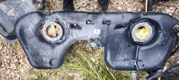 BMW E-90 YAKIT DEPOSU