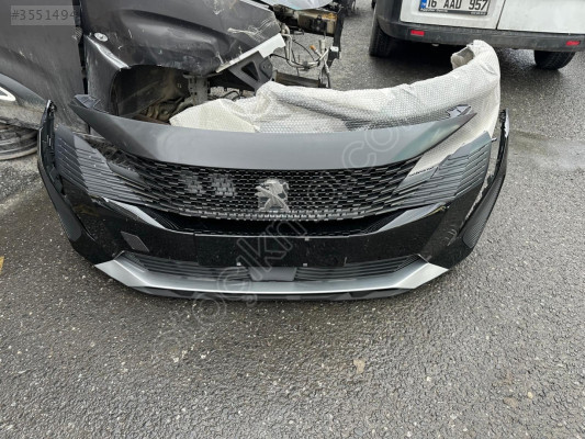 Peugeot 3008 ön tampon dolu orijinal
