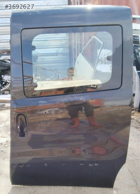 FİAT DOBLO SOL SÜRGÜLÜ KAPI ÇIKMA ÇEVİK OT