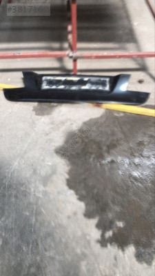 BMW 7.30 L d arka bagaj plakalılar