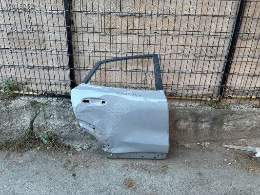 Ford Puma sağ arka kapı