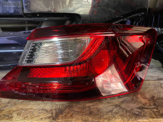 Renault Megane 4 Sol Dış Stop Ledli Orjinal