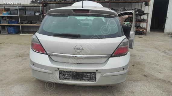 OPEL ASTRA H HB ARKA TAMPON