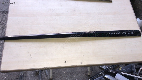 2006-2011 Honda Civic FD6 sol ön kapı bandı