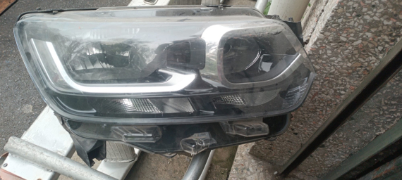 K9 Citroen Berlingo Sağ Ön Far - Oto Çıkma Parçalar