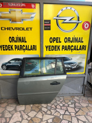 Opel vectra c sol arka kapı station wagon