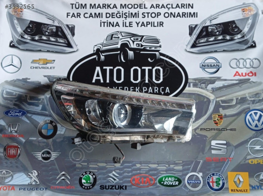 TOYOTA HİLUX   ORJİNAL ÇIKMA SAĞ FAR