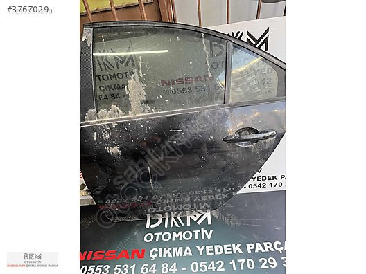 Nissan Primera Sağ Arka Kapı