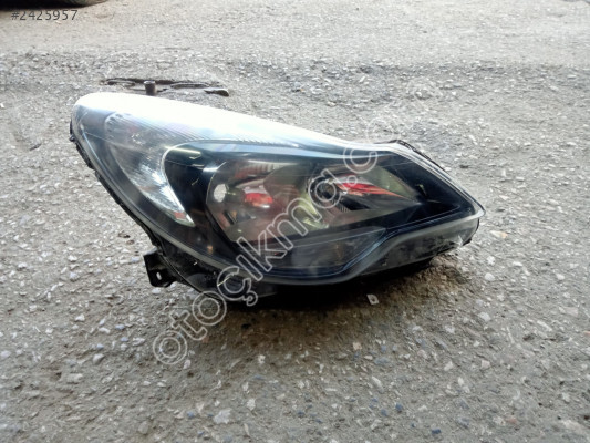 OPEL CORSA D SAĞ ÖN FAR 2013 ÇIKMA PARÇA