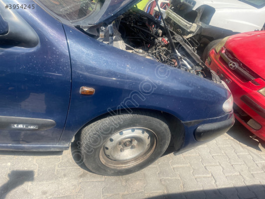 Citroen X Sara sağ ön Çamurluk