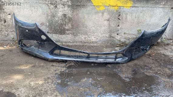 Mazda 3 ÖN TAMPON