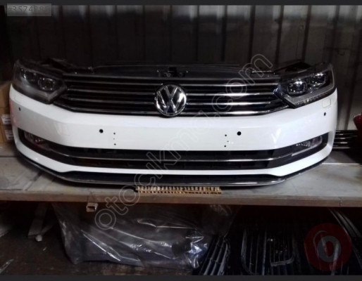 VW Passat B8 Modeli İçin Çıkma Ön Tampon