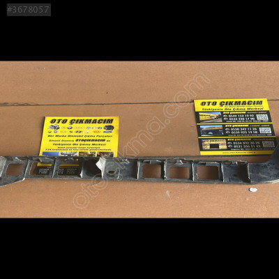 5E5807864 Kodlu Skoda Octavia Sağ Arka Tampon Braketi