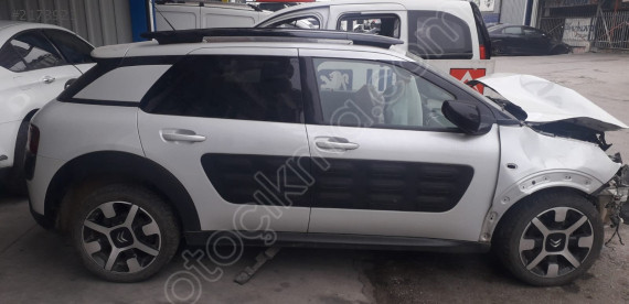 CİTROEN  C4  CACTUS    ÇIKMA   SAĞ  ÖN  KAPI