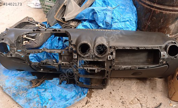 DACİA DUSTER TORPİDO GÖĞÜS DÖŞ