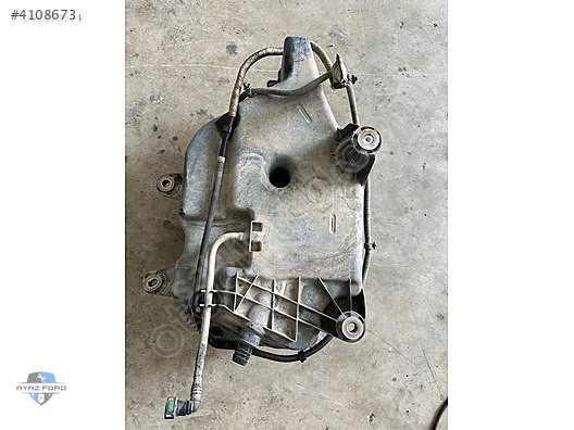 FORD TRANSİT 2.0 DİZEL ÇIKMA ADBLUE DEPOSU