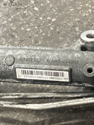 2124603700 Mercedes W212 E350 Direksiyon Kutusu