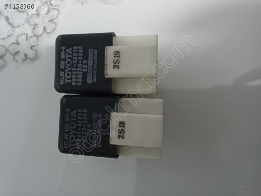 Toyota Lexus 4 Pinli Siyah Soğutucu Fan Rölesi 90987-02010
