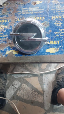 Çıkma Opel Corsa E Bagaj Açma Kolu