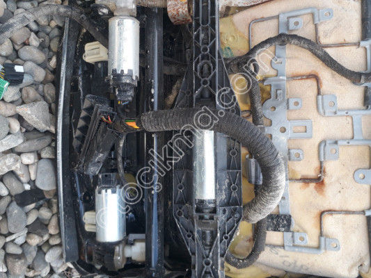 Opel Insignia sol ön koltuk motoru kızağı