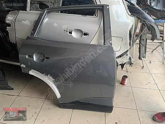 Nissan Qashqai 2022/23.J12 Sağ Arka kapı