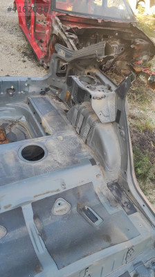 RENAULT LAGUNA 1 ARKA SOL KESME ÇAMURLUK