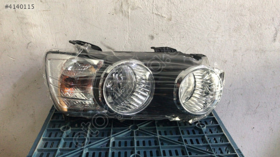 CHEVROLET AVEO T300 SAĞ FAR KROMLU SIFIR YEDEK PARÇA