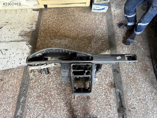 MAZDA 323 göğüs , MAZDA 626 GÖĞÜS TORPİDO ORJİNAL ÇIKMA