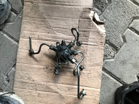 Ford cornet enjektor kütüğü