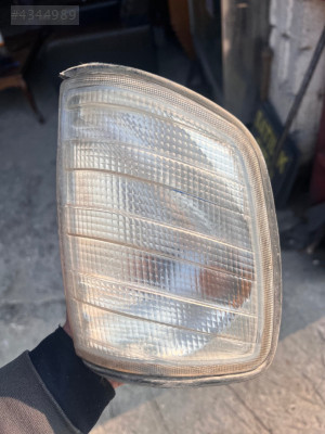 w124 MERCEDES ön sağ sinyal lambası çıkma hatasız