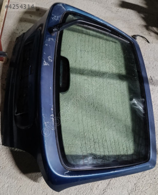 Megane 1 bagaj kapağı hb