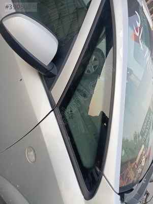 Opel meriva sağ  ön kelebek camı