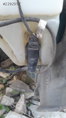 Focus 1 silecek fıskiye motoru çıkma
