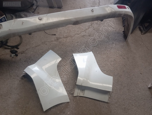 Ford courier arka tampon ucu .ET76-17927.SAĞ