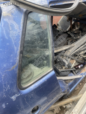 Fiat Uno sağ arka çeyrek orijinal