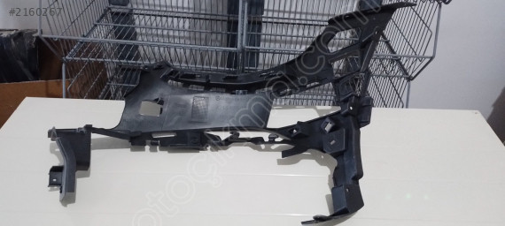 MERCEDES E W213 ÖN TAMPON BRAKETİ SAĞ 2138852503