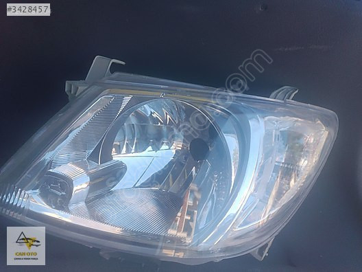 Toyota Hilux sol ön Far ORJİNAL