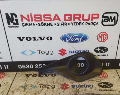 SUZUKİ SWİFT SİS ÇERÇEVESİ ORJİNAL ÇIKMA YEDEK PARÇA