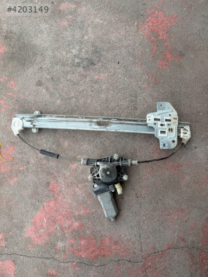 HYUNDAİ ACCENT ERA SAĞ ARKA CAM KRİKOSU