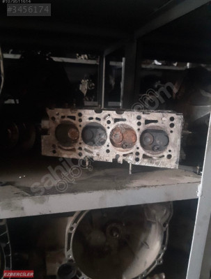 FIAT PALIO 1.2 8V ÇIKMA ORJİNAL SİLİNDİR KAPAĞI