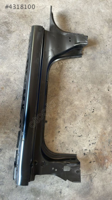 Clio 5 sağ marşbiyel sacı