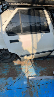 Renault 19 sağ arka kapı beyaz