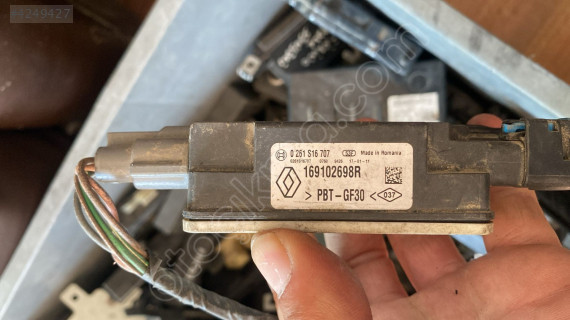 RENAULT MEGANE4 YAKIT POMPASI MODÜLÜ 0261S16707 OTO FEDAİ