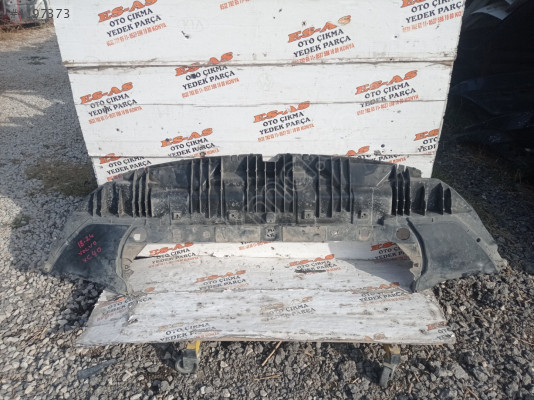 VOLVO XC40 ÖN TAMPON ALT MUHAFAZA ÇIKMA ORJİNAL 2018-2024