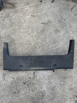 Volkswagen golf 4 bagaj kilit plastiği bagaj iç plastiği