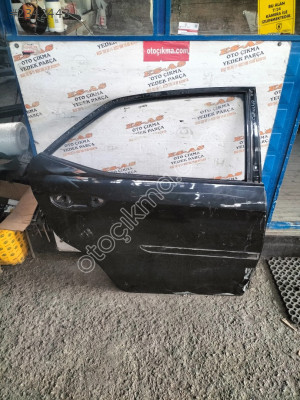 Toyota Corolla çıkma sağ arka kapı 2013-2018
